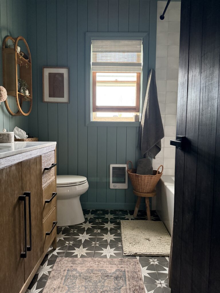 cozy warm earthy bathroom